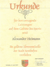 Die goldene Ehrenmedaille der Stadt Sonthofen verliehen